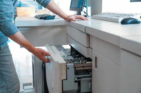 Comment la gravure laser transforme vos cadeaux &agrave; Cernay ?